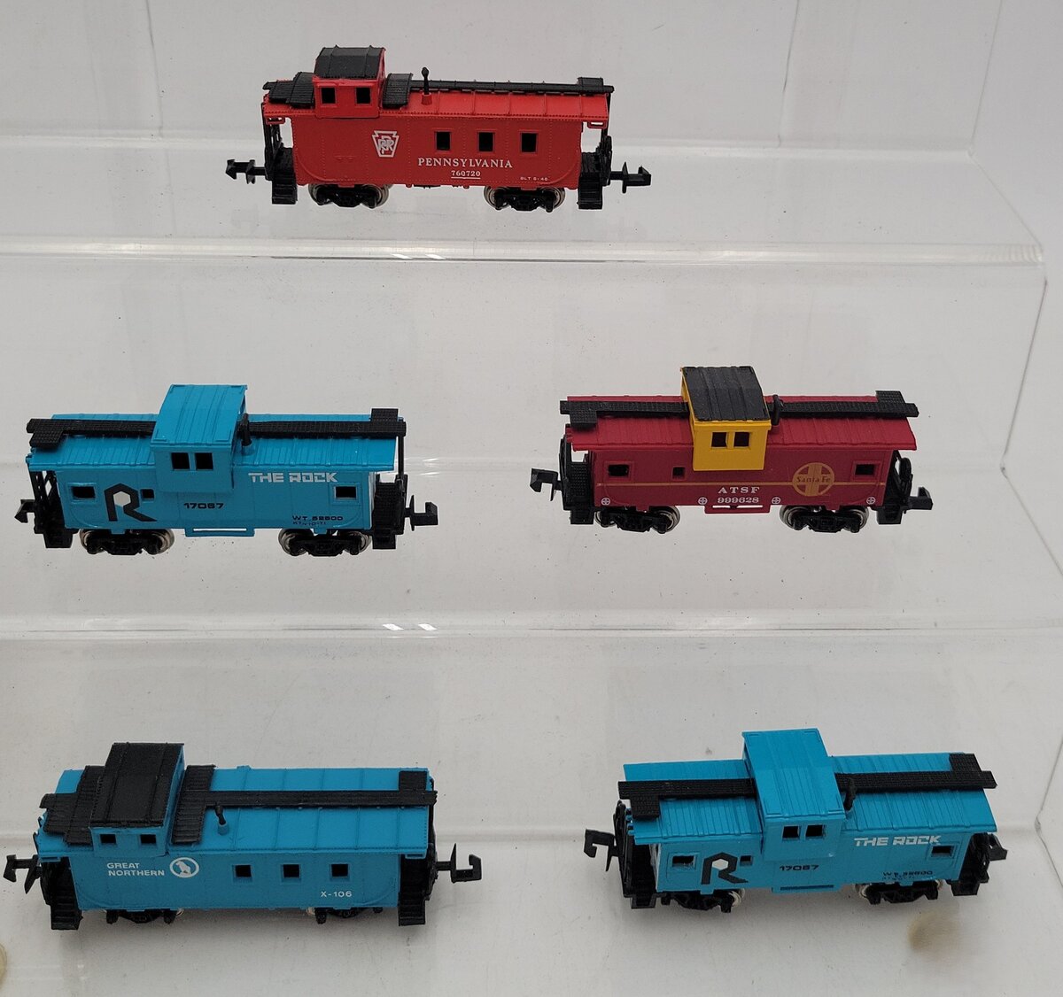 Bachmann Assorted N Scale Caboose Cars #760720,17067,999628,17067,X-106 [5] EX/Box