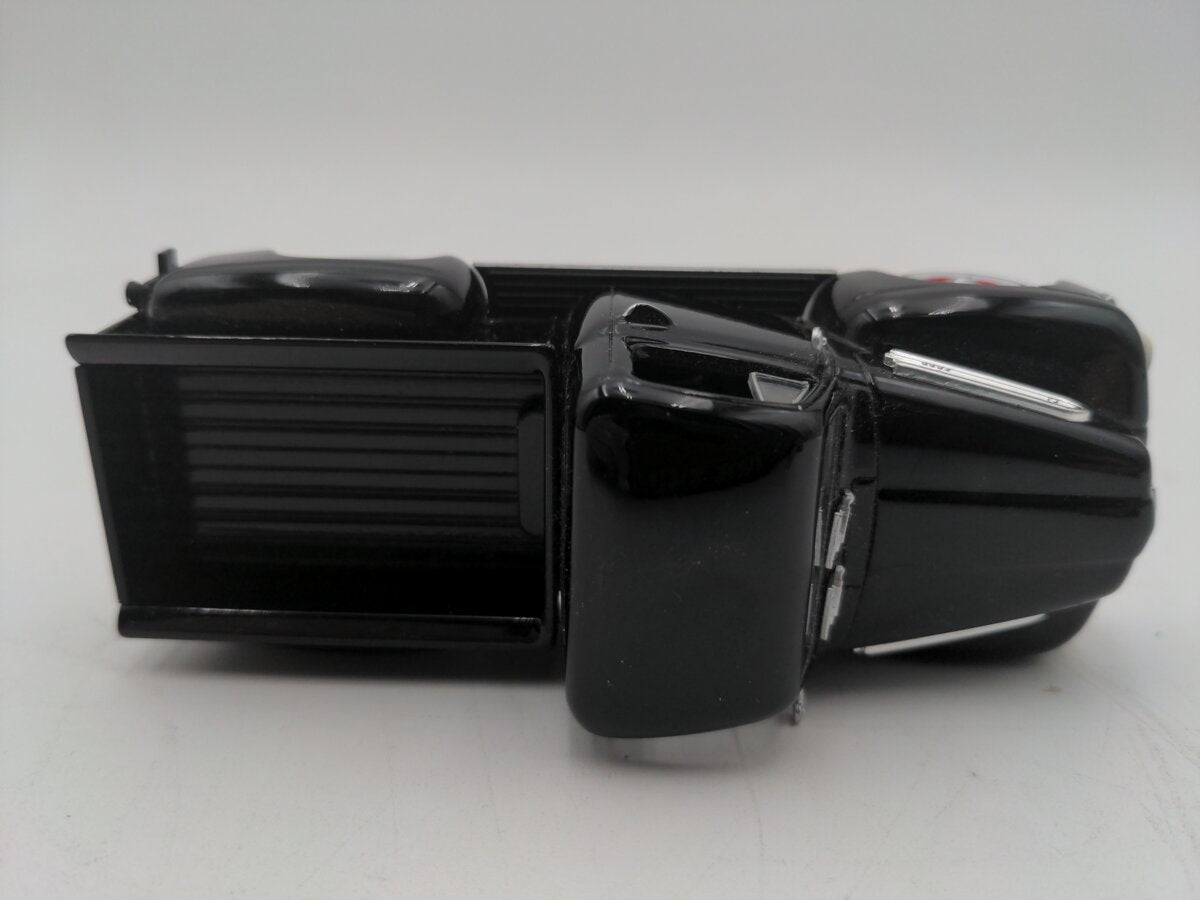 Greenlight Collectibles 86315 1:43 1951 Ford F-1 in Raven Black EX/Box