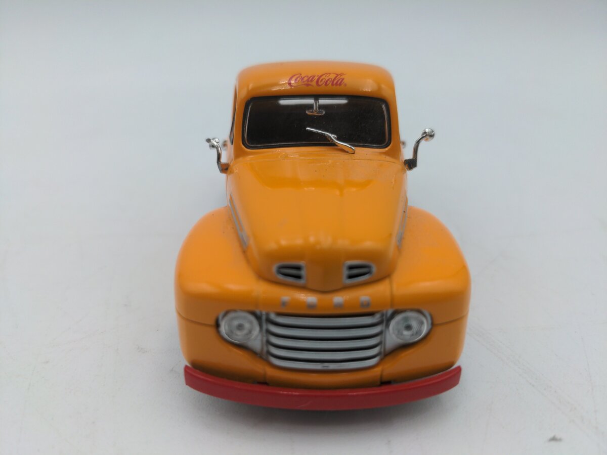 Minichamps 1/43 Ford F-1 Pickup Coca Cola EX/Box