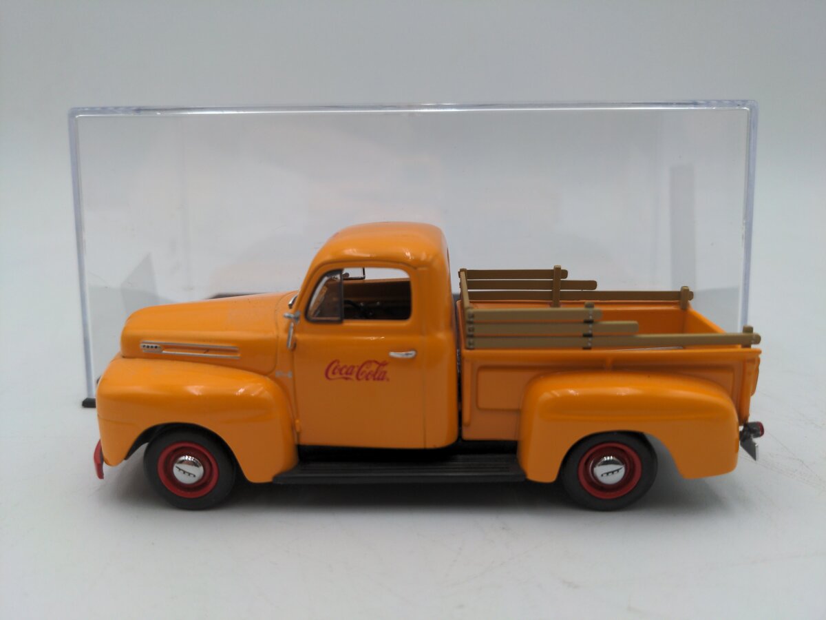 Minichamps 1/43 Ford F-1 Pickup Coca Cola EX/Box
