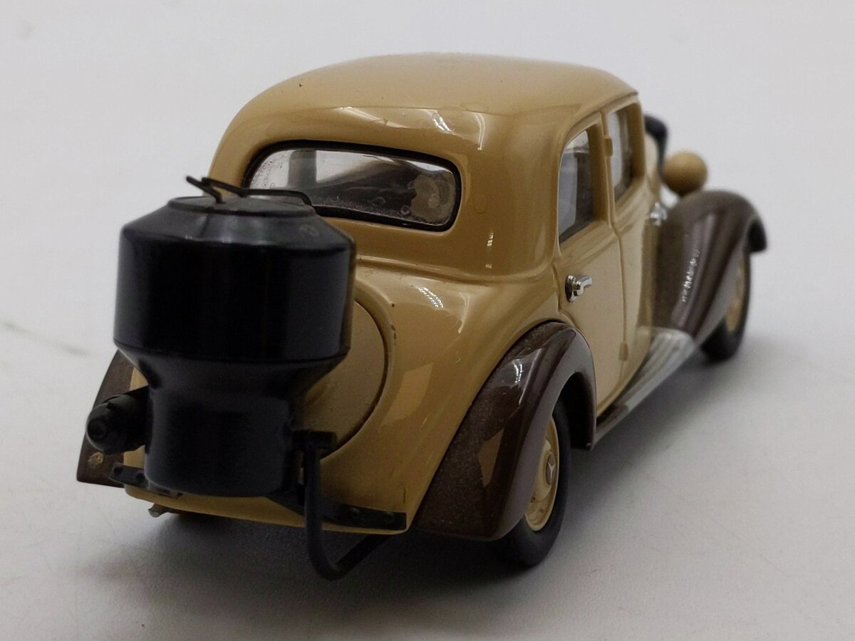 Schuco 1:43 Scale Mercedes-Benz 170V Holzvergaser (wood gasifier) LN/Box