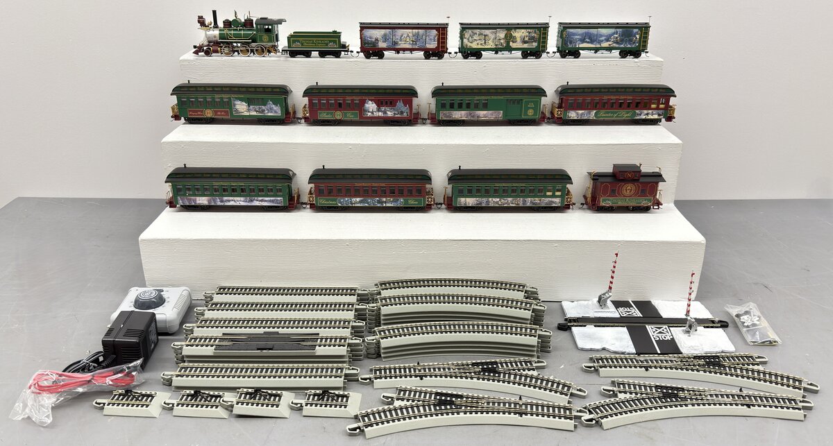Hawthorne Village On30 Scale Christmas Train Set EX
