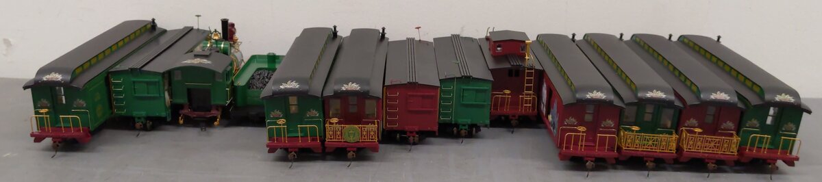 Hawthorne Village Christmas Train Set EX