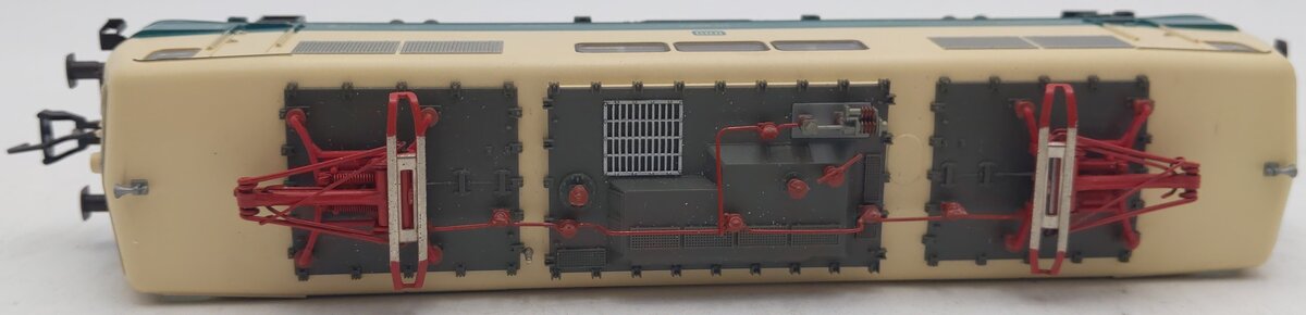Fleischmann 4348 HO Scale DB Electric Locomotive 111 205-1 EX/Box