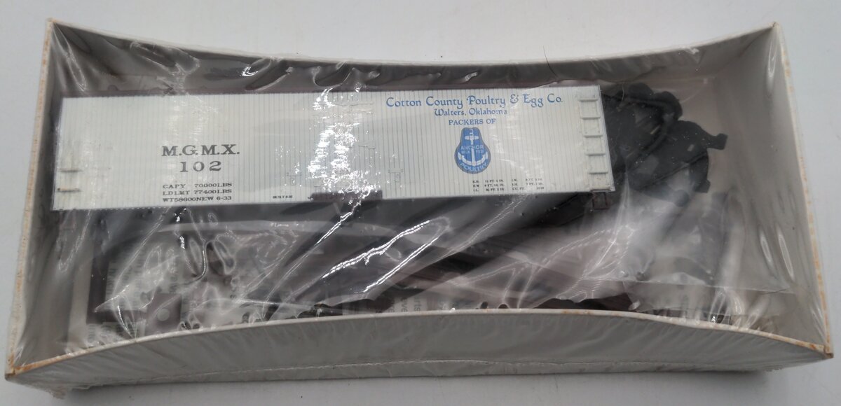 Walthers 932-2357 HO MGMX 103 40' DS Wood Reefer Kit NIB