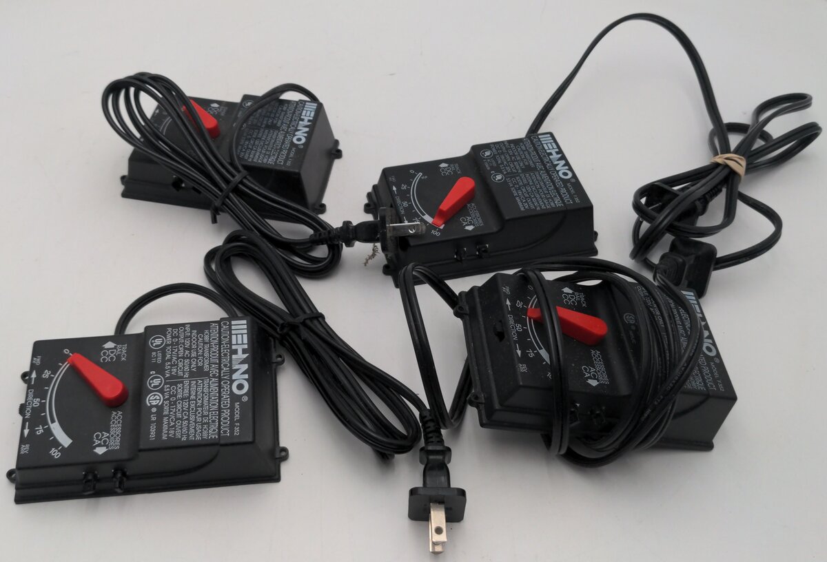 Mehano F352 Hobby Transformer AC/DC Model F352 [4] VG