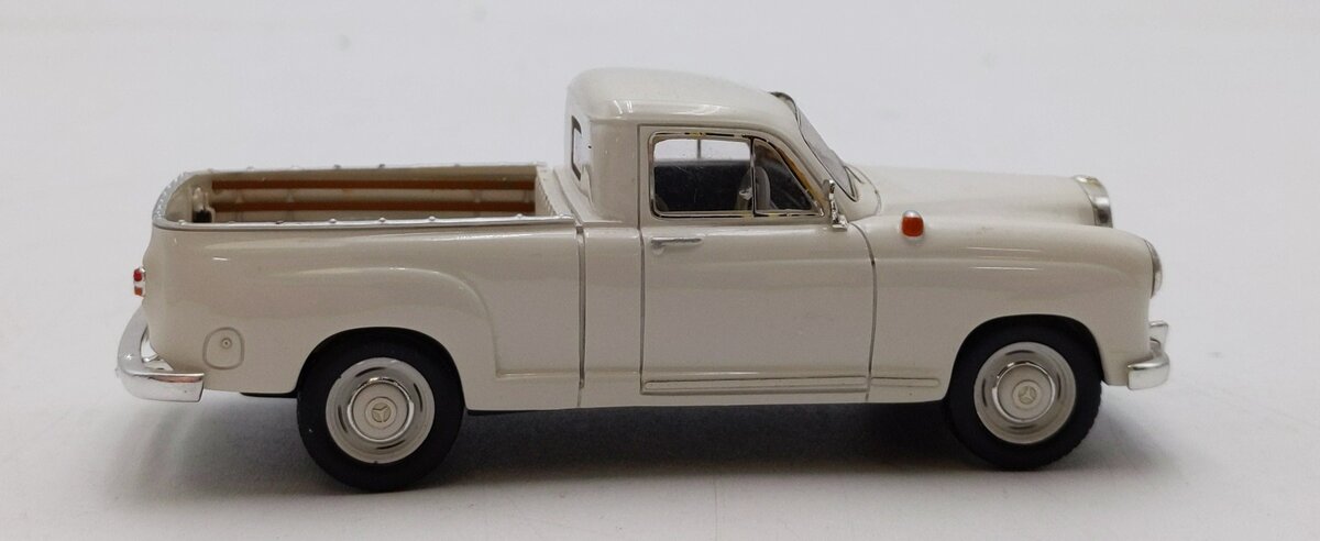 Premium X 1:43 Scale1956 Mercedes-Benz 180D Bakkie (W120) EX/Box
