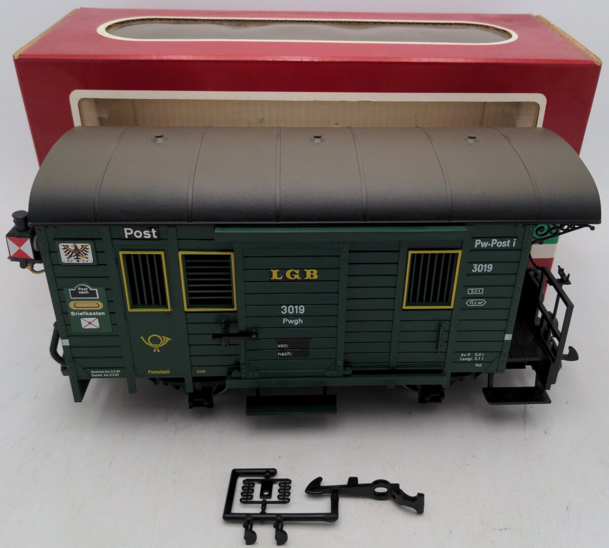 LGB 3019 G Scale Mail Post Car with Lights (Metal Wheels) EX/Box