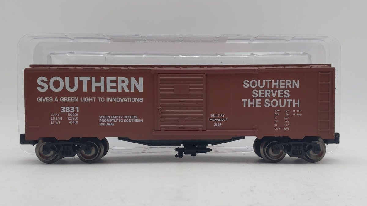 Menards 279-3168 O Gauge Southern Boxcar #3831 LN/Box