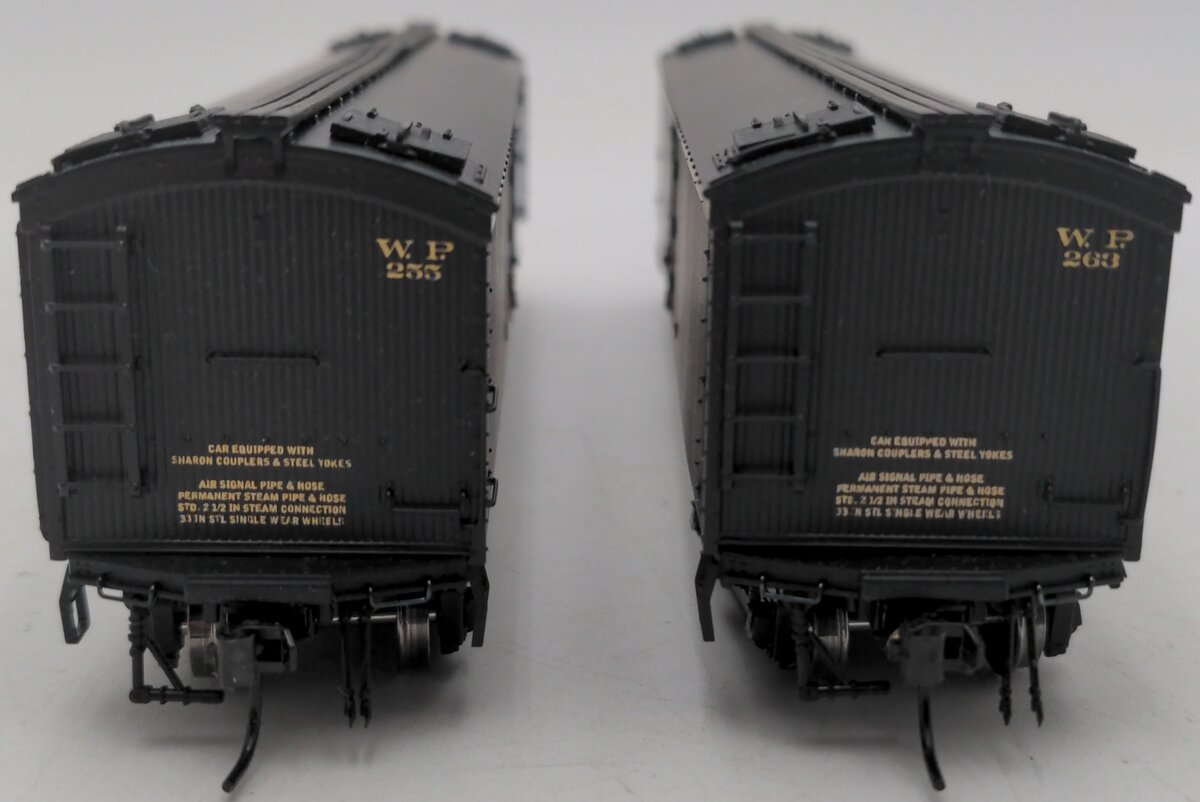 Broadway Limited 1489 HO Western Pacific 53'6" Wood Express Reefer 2-Car Set EX/Box