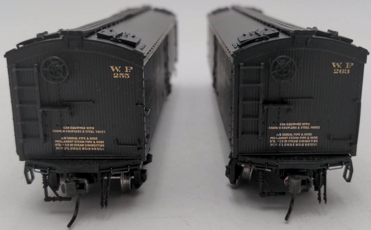 Broadway Limited 1489 HO Western Pacific 53'6" Wood Express Reefer 2-Car Set EX/Box