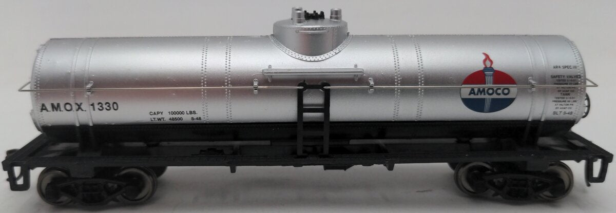 Walthers 931-1613 HO Scale Amoco Oil 40' Tank Car #1330 EX/Box