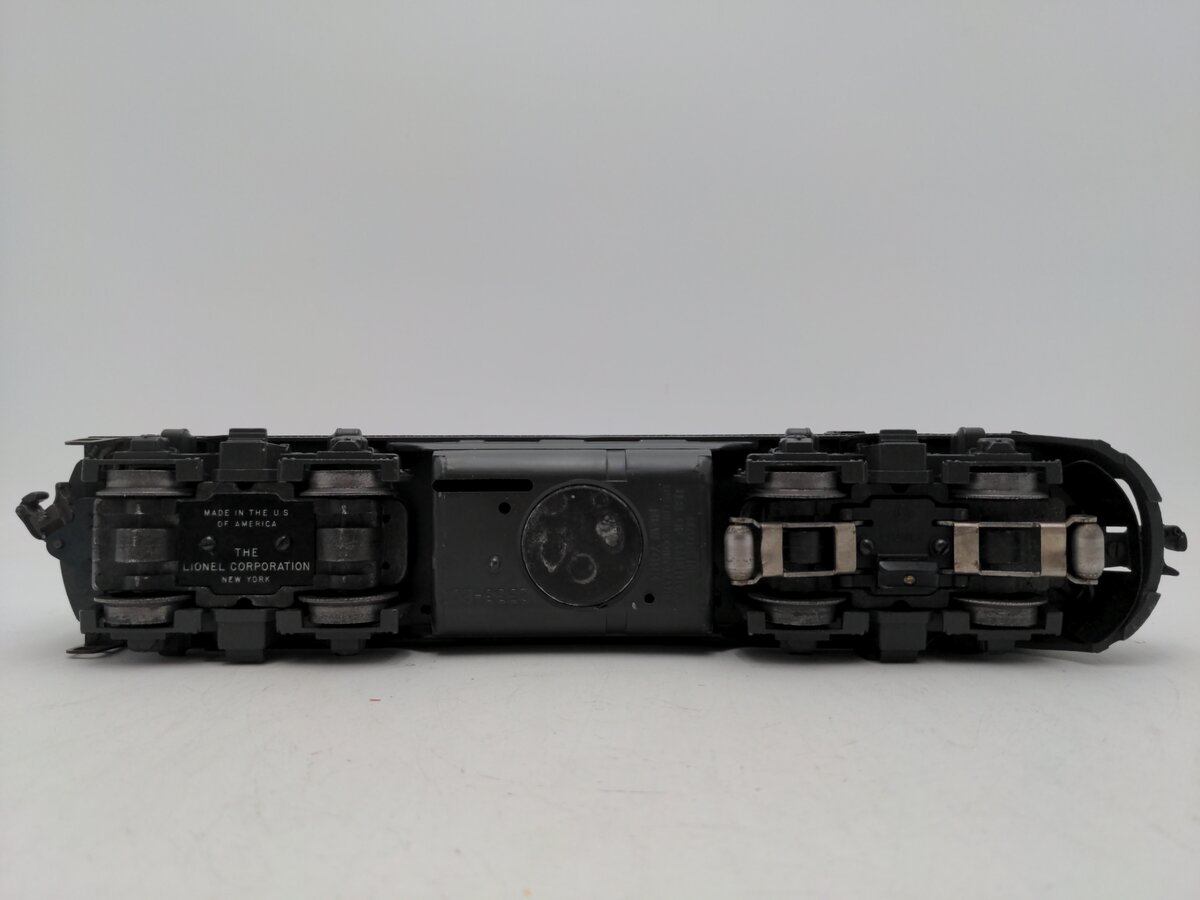 Lionel 2333 Vintage O New York Central Diesel Locomotive B Unit Only VG