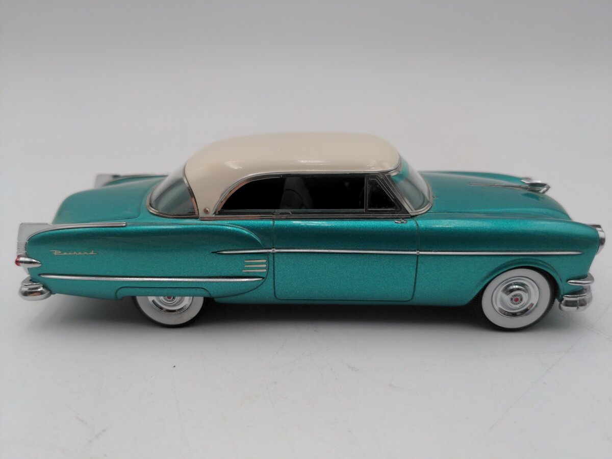 NEO 1:43 Packard Pacific Hardtop Coupe VG