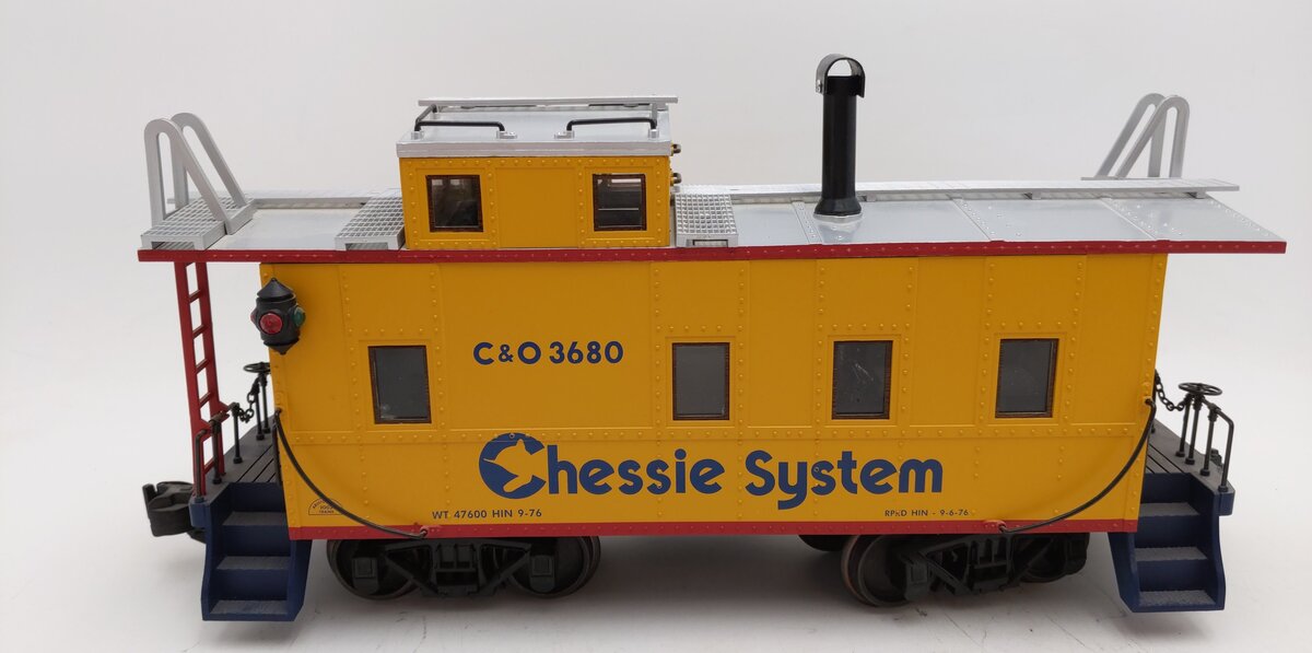 Aristo-Craft 42130 Chessie System Long Caboose #3680 VG/Box