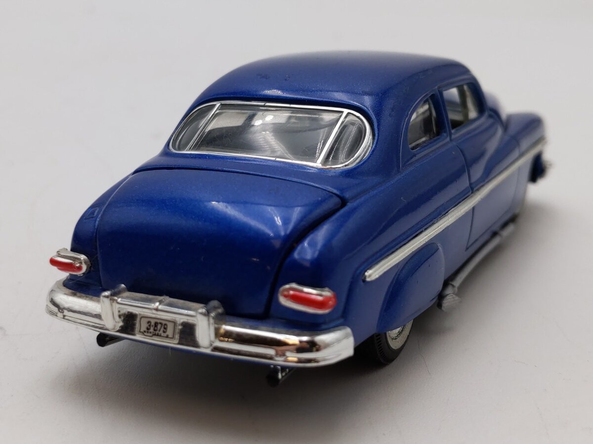 ERTL 1:43 Scale 1949 Mercury Custom Coupe (