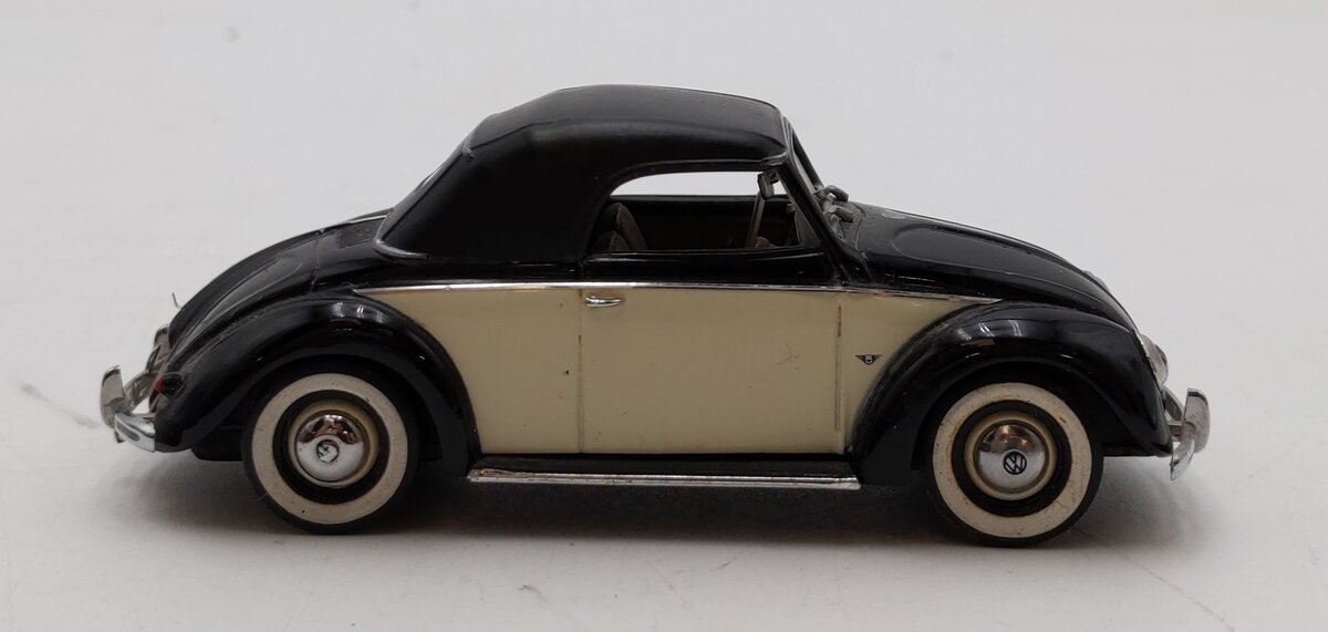 Minichamps 1:43 Scale Volkswagen Beetle Hebmüller Cabriolet Black 1949 LN/Box