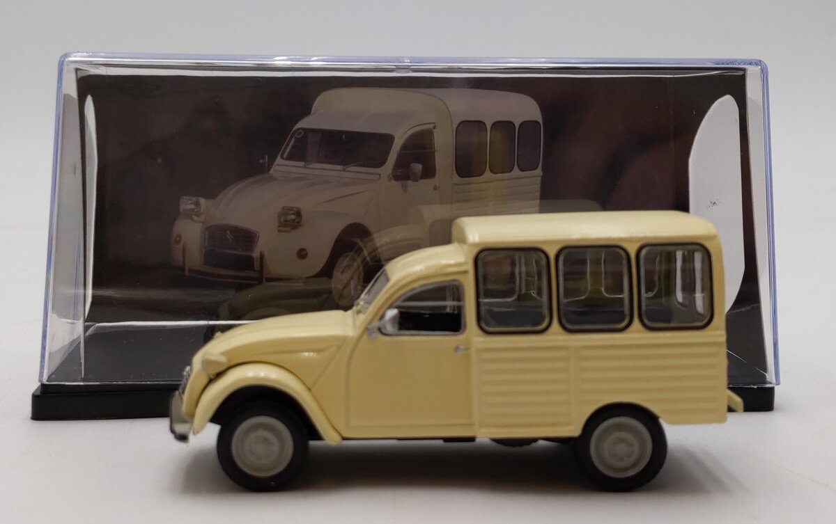 Eligor 1:43 Scale 1970 Citroën 2CV AKS 400 in beige LN/Box