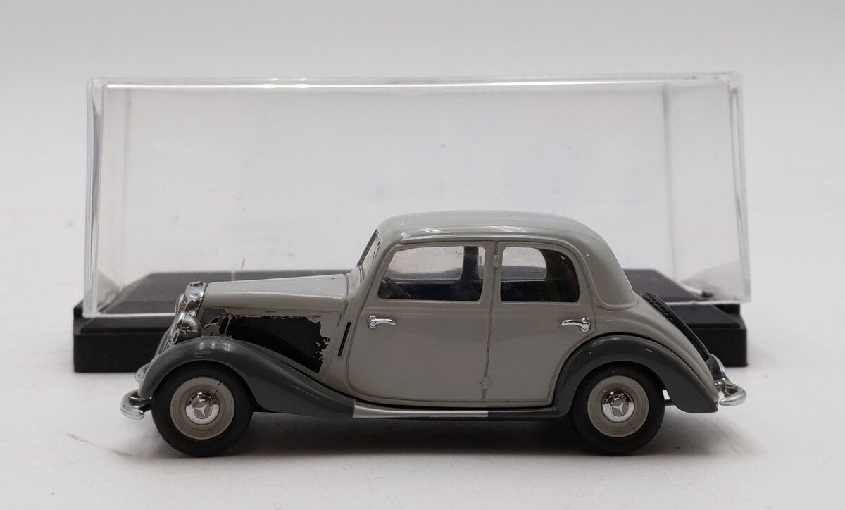 Vitesse 1:43 Scale 1930s-era Mercedes-Benz 170V sedan EX/Box