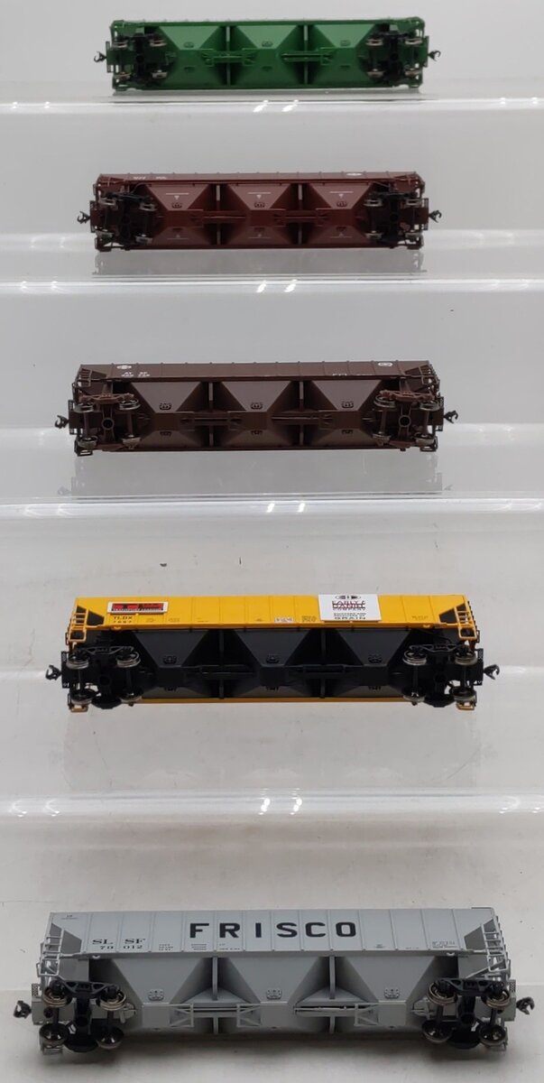 Proto 2000 HO High Side Covered Hoppers #450729, 414772, 308738, 7667, 79012 [5] EX