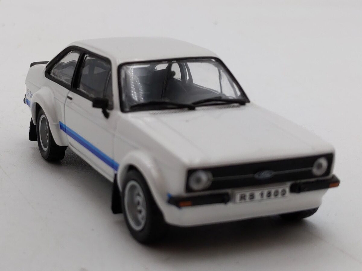 IXO Models 1:43 Scale 1976 Ford Escort MK II RS 1800 EX/Box
