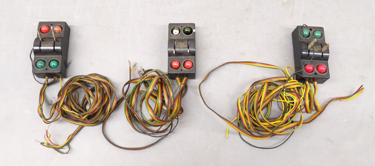 American Flyer Vintage S LH & RH Remote Control Track Switches: 720, 720A [3] VG