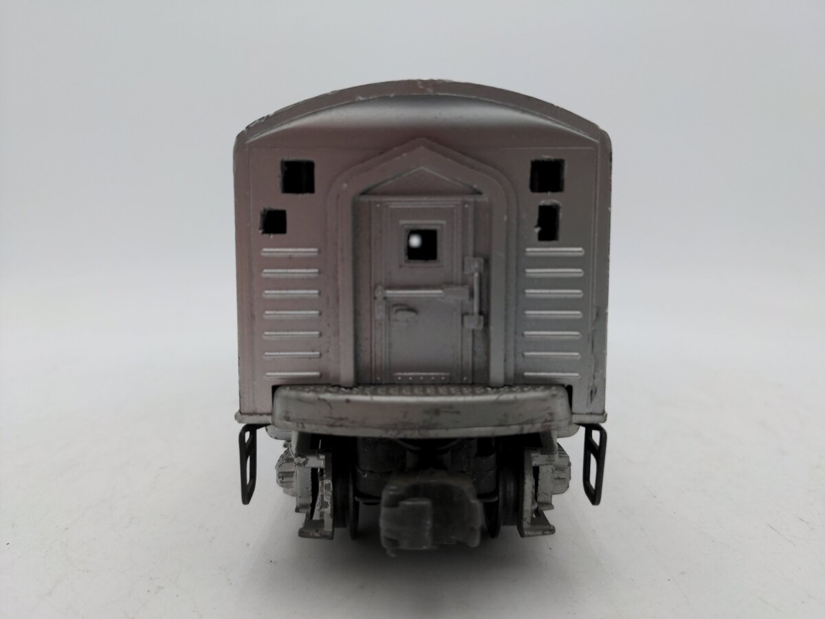 Lionel 2343C Vintage O Santa Fe F-3 Screen Top Non-Pwd. B-Unit Diesel Locomotive VG