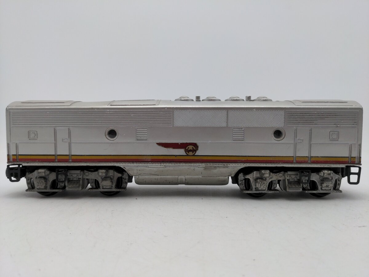 Lionel 2343C Vintage O Santa Fe F-3 Screen Top Non-Pwd. B-Unit Diesel Locomotive VG