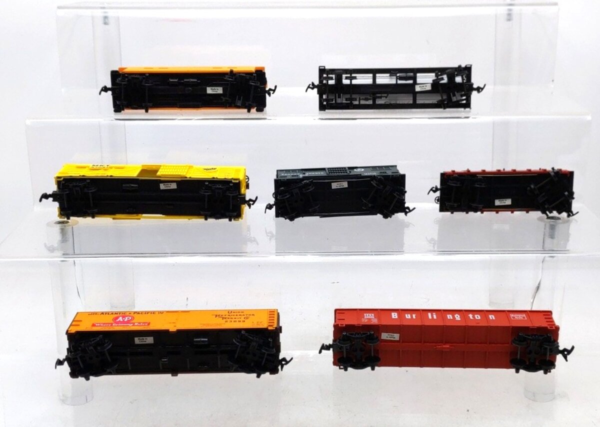 Mantua HO Scale Assorted Freight Cars [7] EX
