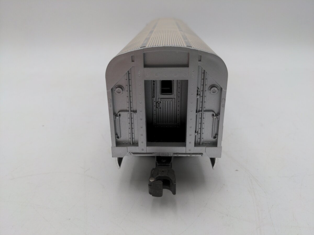 Lionel 6-19106 O Gauge Amtrak Aluminum Observation Passenger Car #9106 EX/Box
