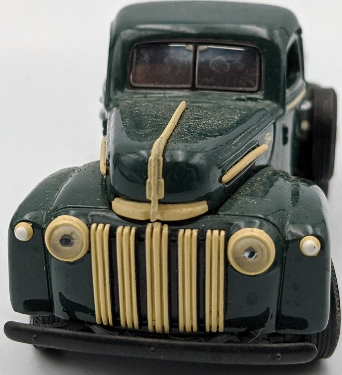 Gearbox 42-002 1:43 Ford 1942 Green Die-Cast Pickup Truck VG/Box