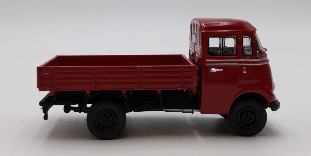 Premium ClassiXXs 1:87 scale Mercedes-Benz L319 pickup truck (Red) LN/Box