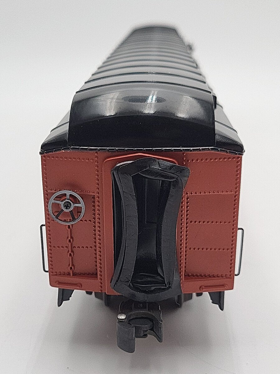 K-Line K2903 O Southern Pacific Daylight 18