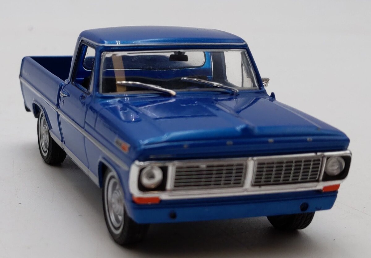 Greenlight Collectibles 1:43 Scale 1970 Ford F-100 Ranger XLT Pickup Truck LN/Box