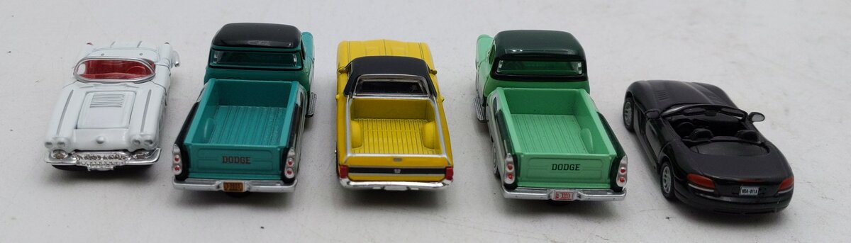 Classic Metal Works & Other Assorted HO Scale Diecast Cars [5] LN