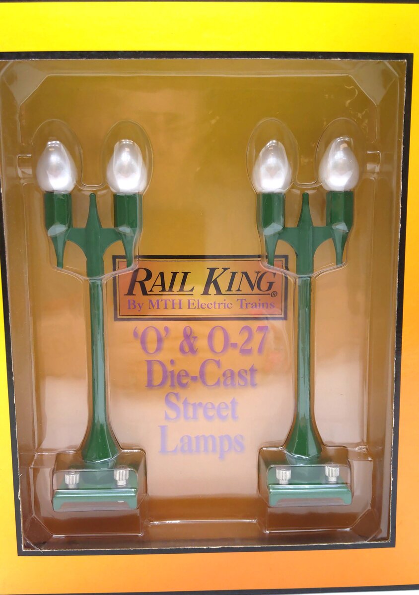 MTH O Gauge Assorted Green Lamp Posts: 580-1, 580-2 NIB