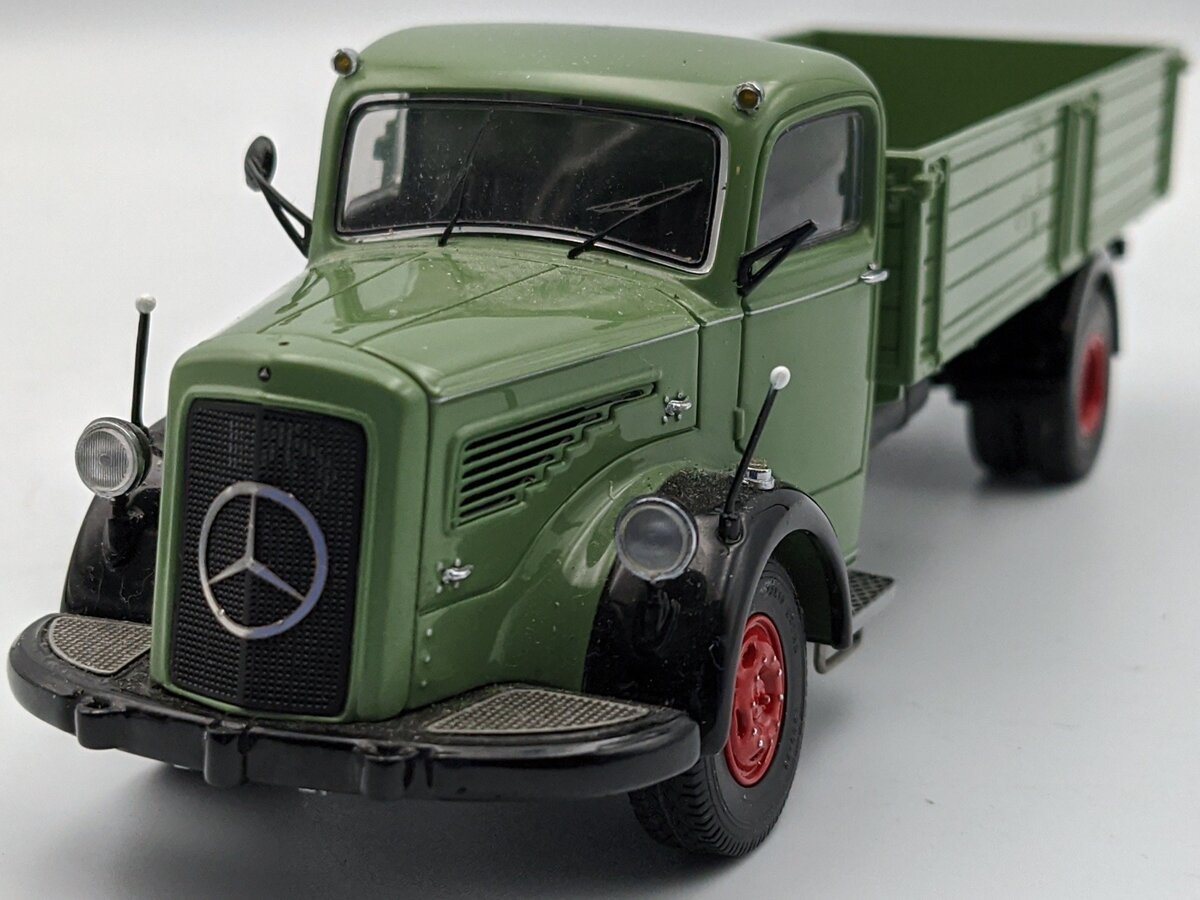 Schuco 1:43 Mercedes-Benz L 6600 Truck