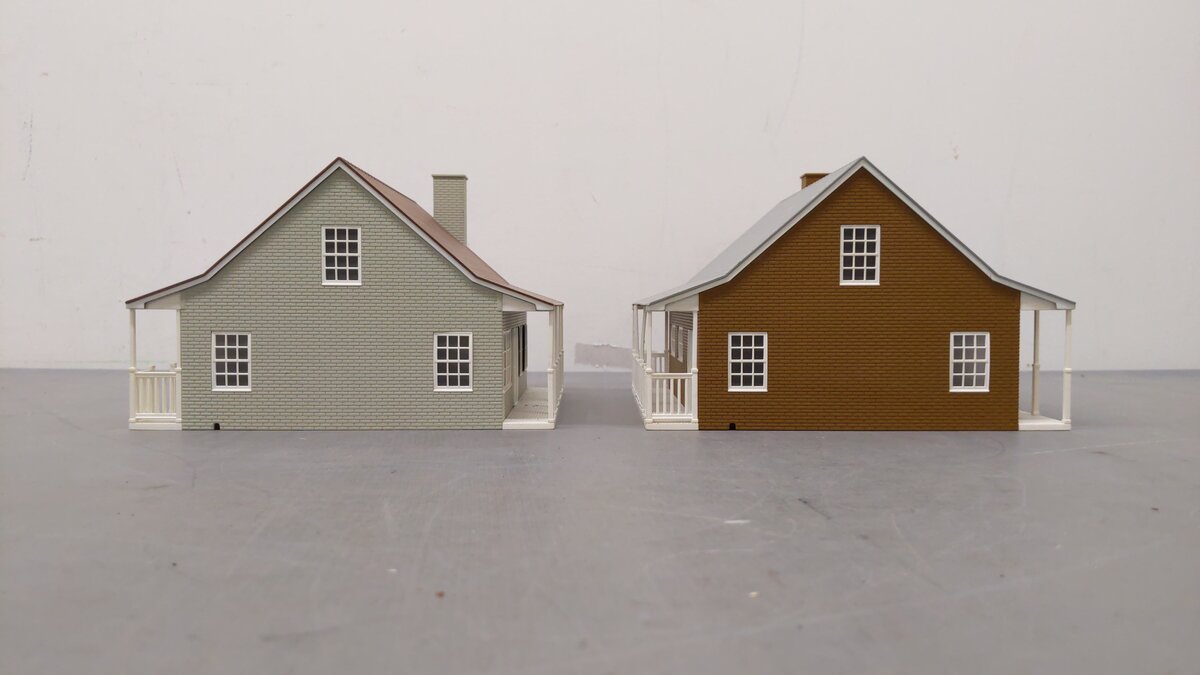 Lionel HO Scale Assorted Lighted Houses [2] EX