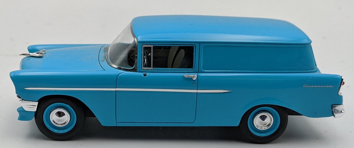 Esval EMUS43079B 1:43 1956 Chevrolet 150 Handyman Panel Delivery