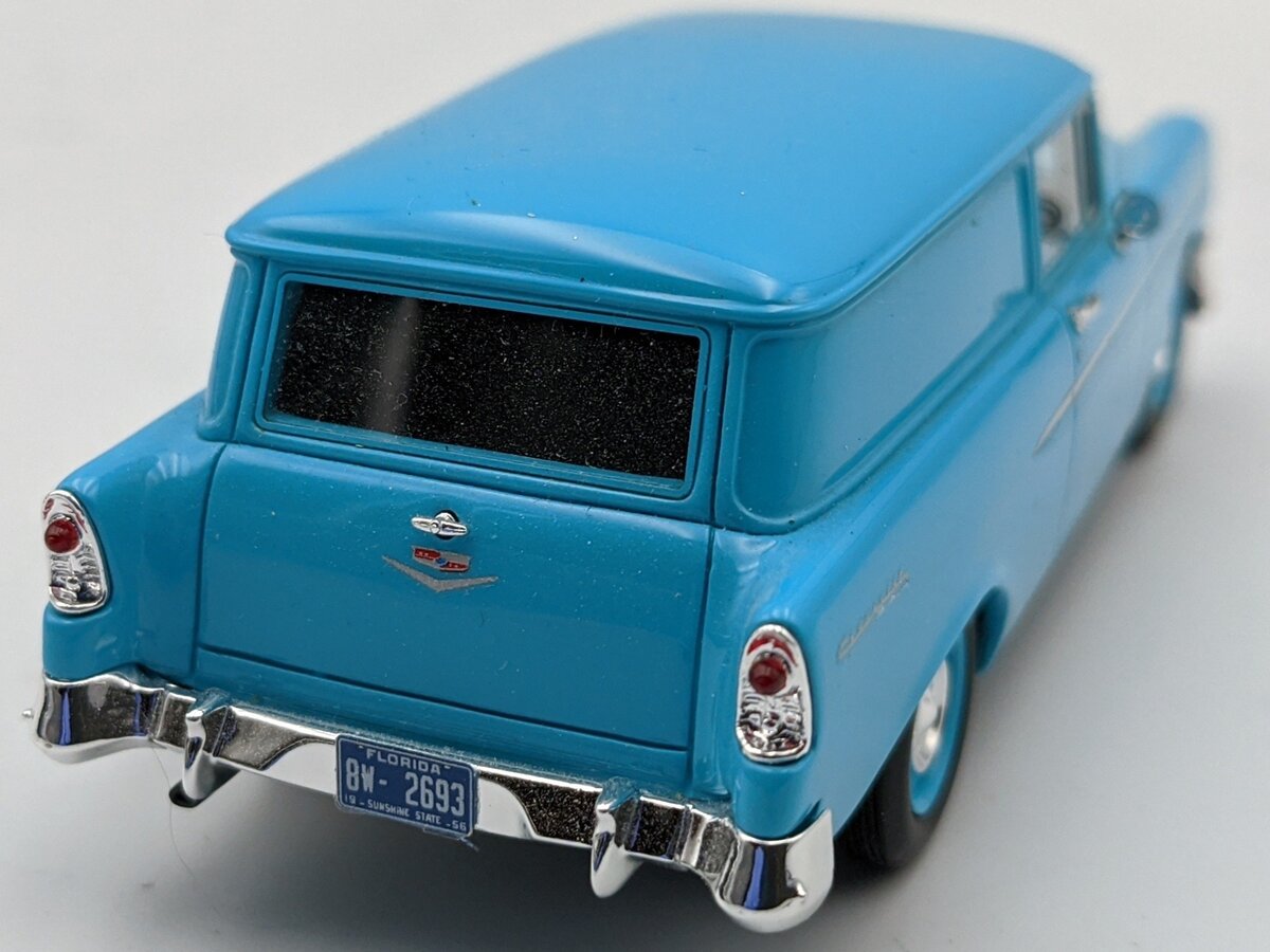 Esval EMUS43079B 1:43 1956 Chevrolet 150 Handyman Panel Delivery