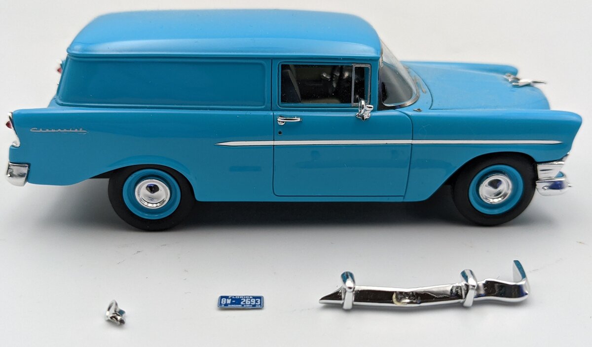 Esval EMUS43079B 1:43 1956 Chevrolet 150 Handyman Panel Delivery