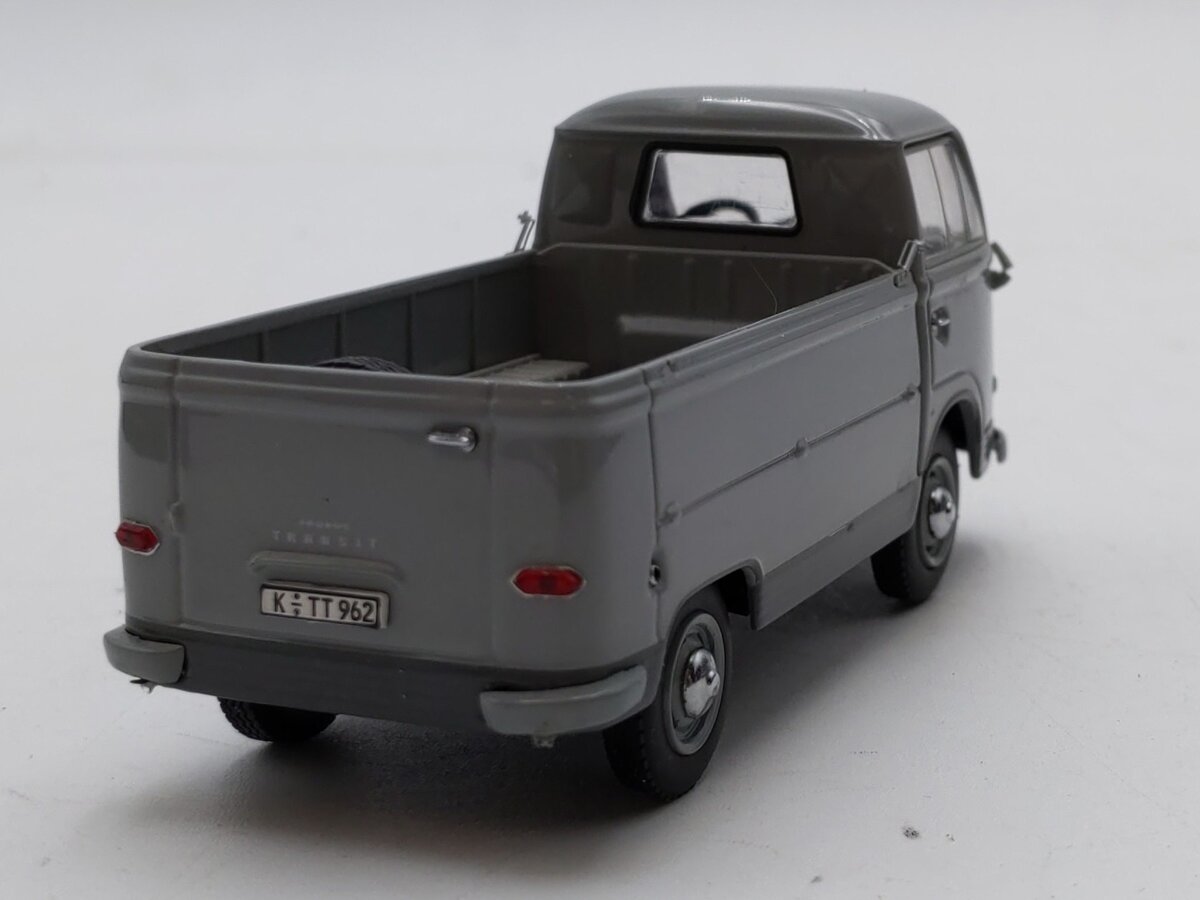 Solido 1:43 Scale Ford Taunus Transit FK 1000 flatbed truck EX/Box