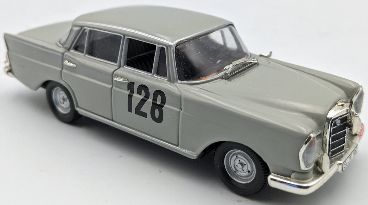 Vitesse 137 1:43 Mercedes 220SE Winner Rallye Monte-Carlo 1960
