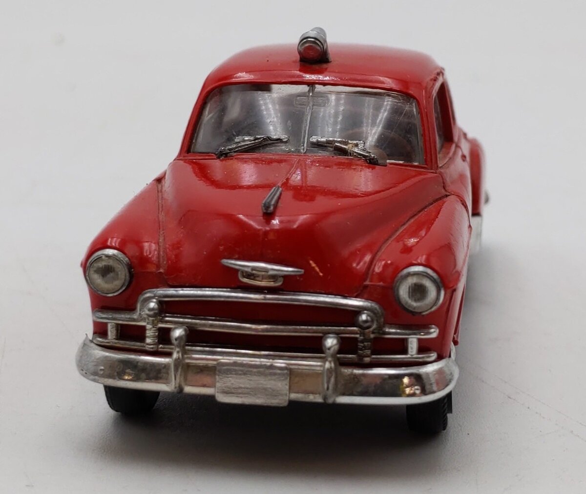 Solido 1:43 Scale No.4508 Chevrolet 1950 Styleline Sedan fire chief vehicle LN/Box