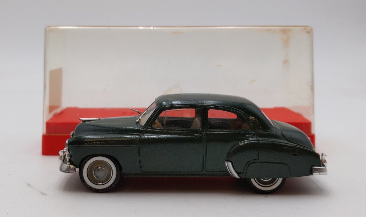 Solido 1:43 Scale 1950 Chevrolet Sedan (Green) LN/Box