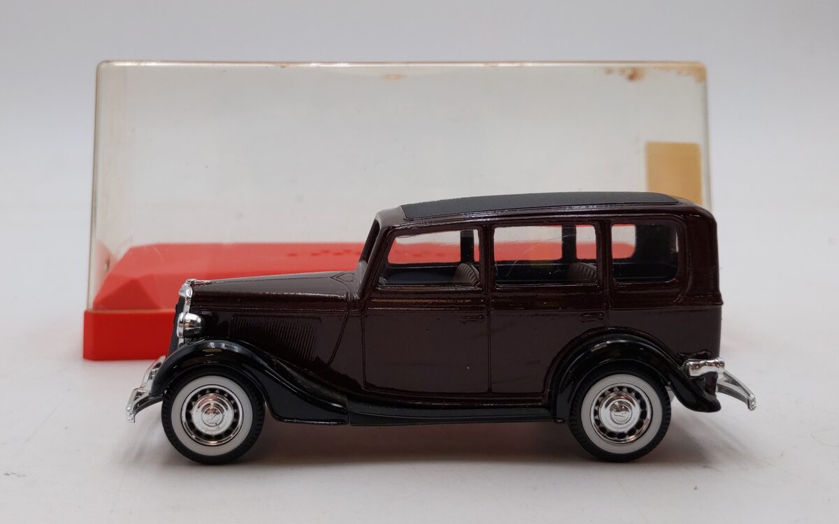 Solido 1:43 Scale Ford V8 1936 LN/Box