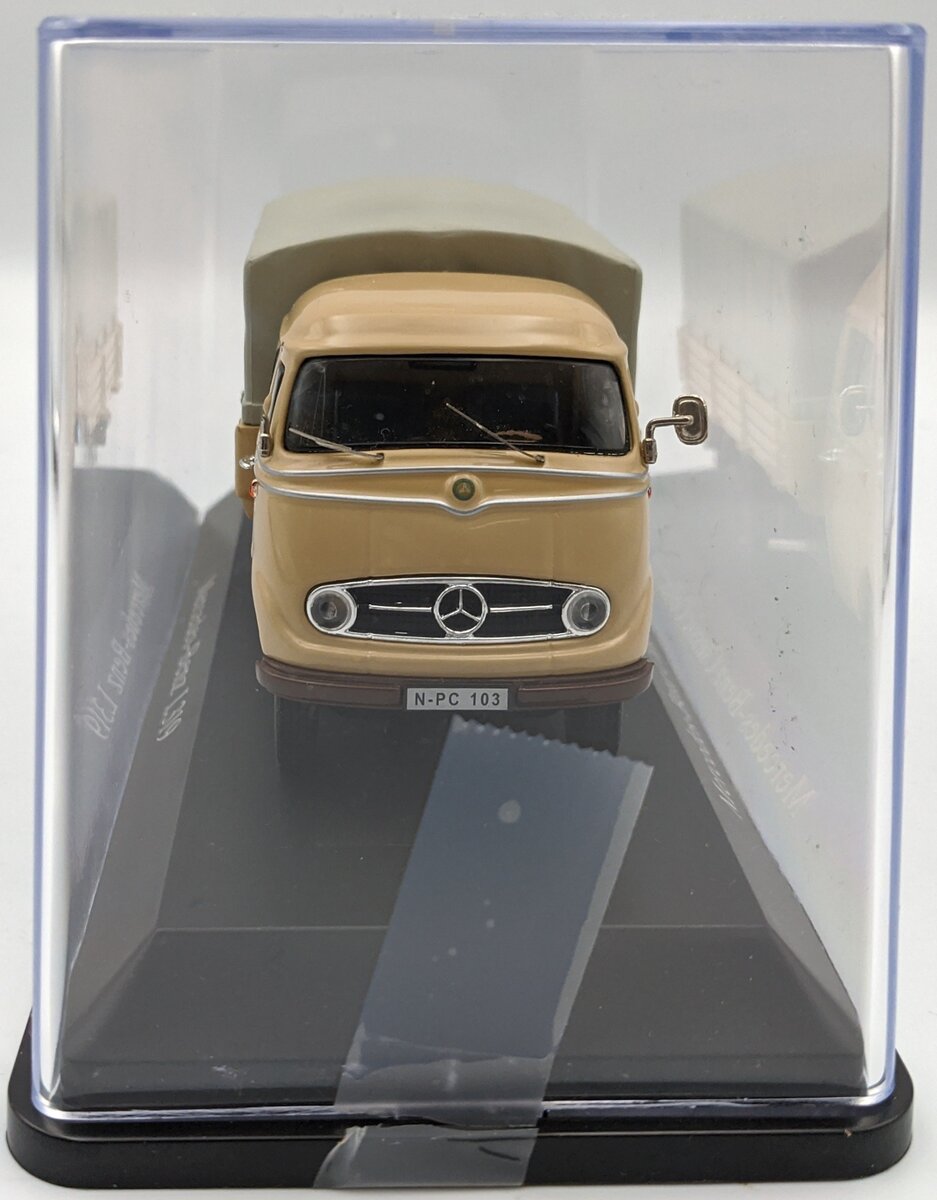 Premium ClassiXXs 1:43 Mercedes-Benz L319 Cream Truck