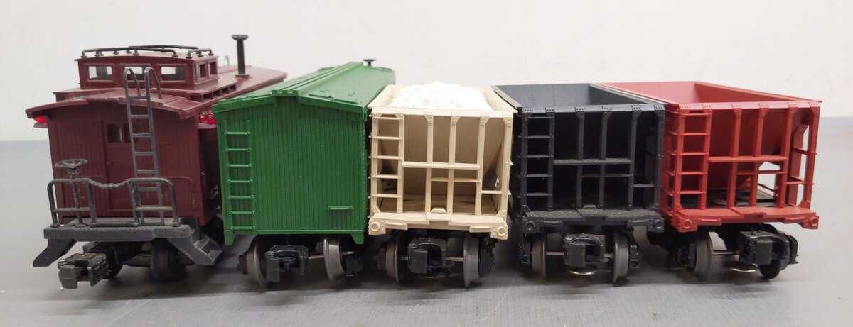 Lionel Assorted O Gauge Freight & Bunk Cars [5] EX/Box