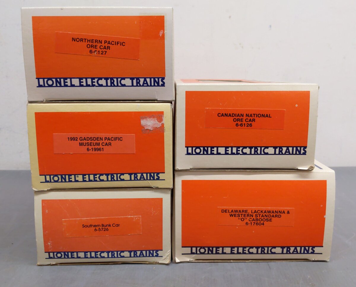 Lionel Assorted O Gauge Freight & Bunk Cars [5] EX/Box