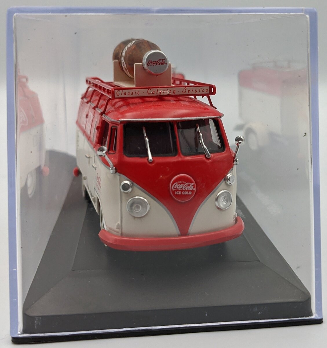 Motor City 443060 1:43 Red & Cream 1960 Coca-Cola Volkswagen T1 Kombi W/Trailer EX